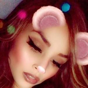 Meet your Posher, Cassandra